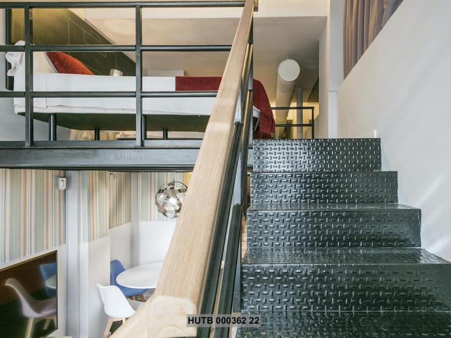 Alcam Futbol Pequeno Appartement Barcelona Buitenkant foto