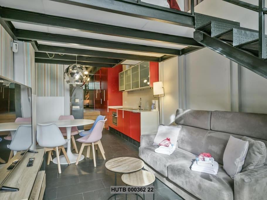 Alcam Futbol Pequeno Appartement Barcelona Buitenkant foto