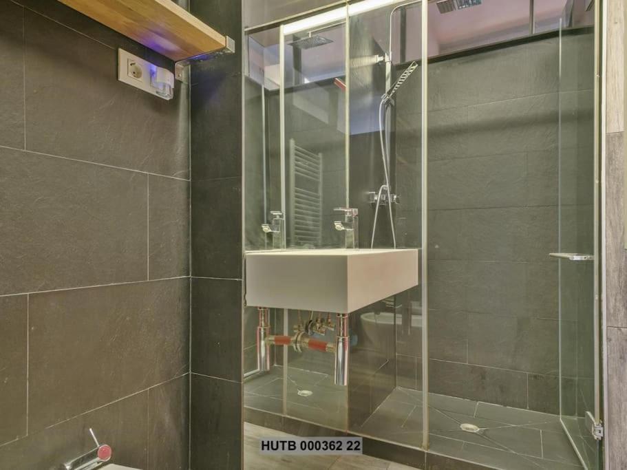 Alcam Futbol Pequeno Appartement Barcelona Buitenkant foto